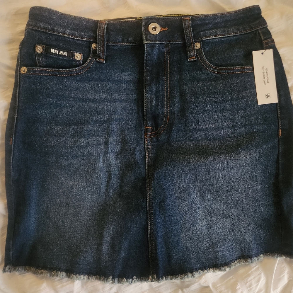 DKNY DENIM SKIRT Size 4